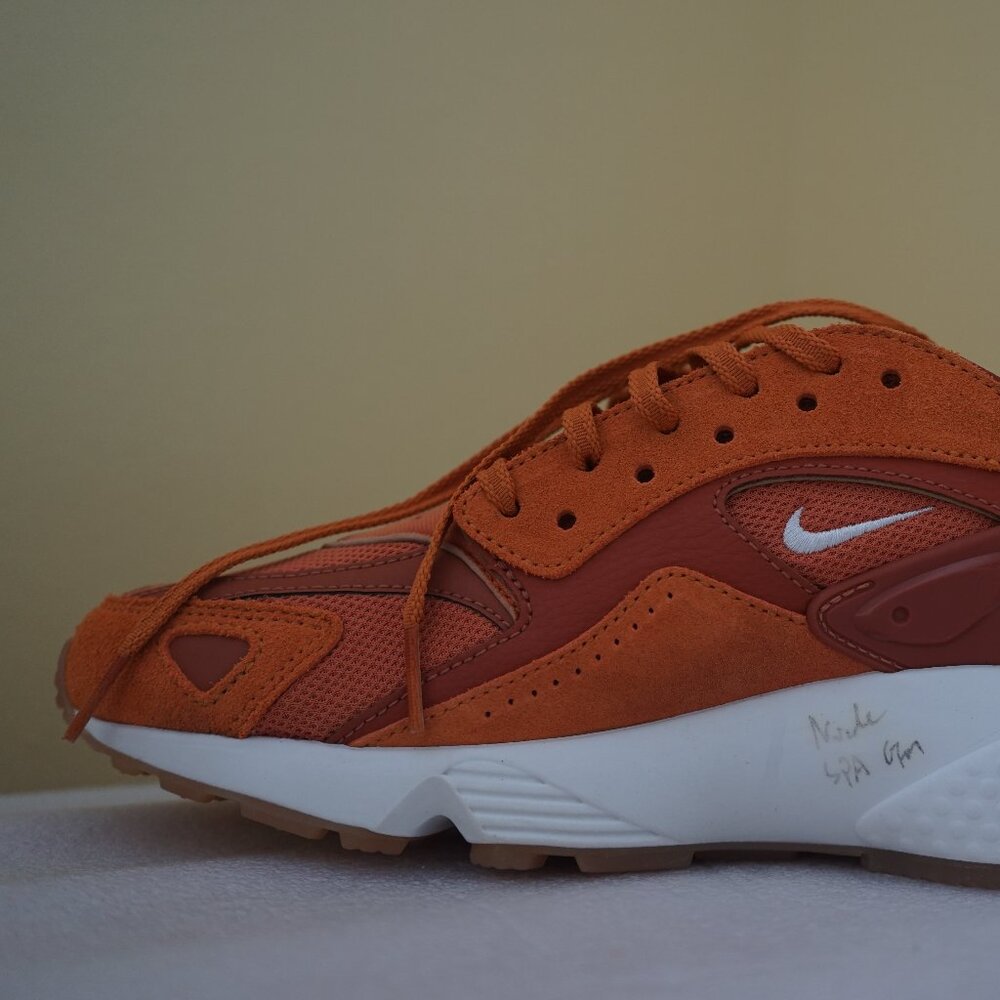 Sample Nike Air Huarache Runner DZ3306-800 Monar/Sail -Gum Dark BR Men's Size: 9